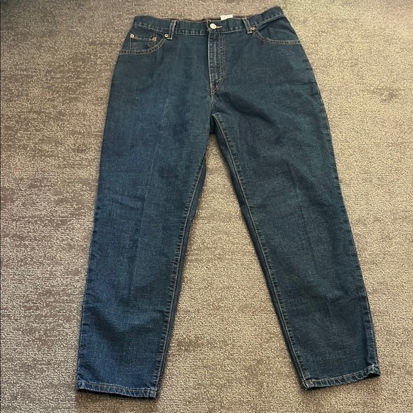 Levi's Denim - Levi’s Classic Relaxed Stretch 550 Tapered Leg Women’s Jeans Size 12